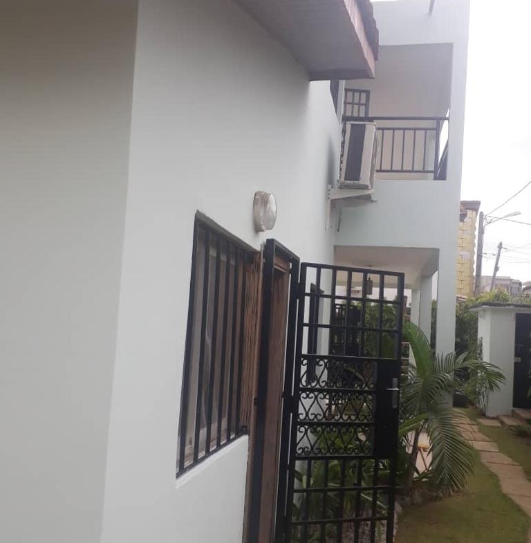 768